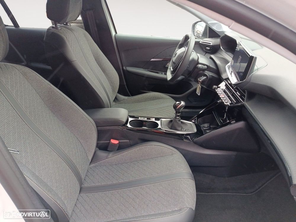 Peugeot 208 1.2 PureTech Allure - 15