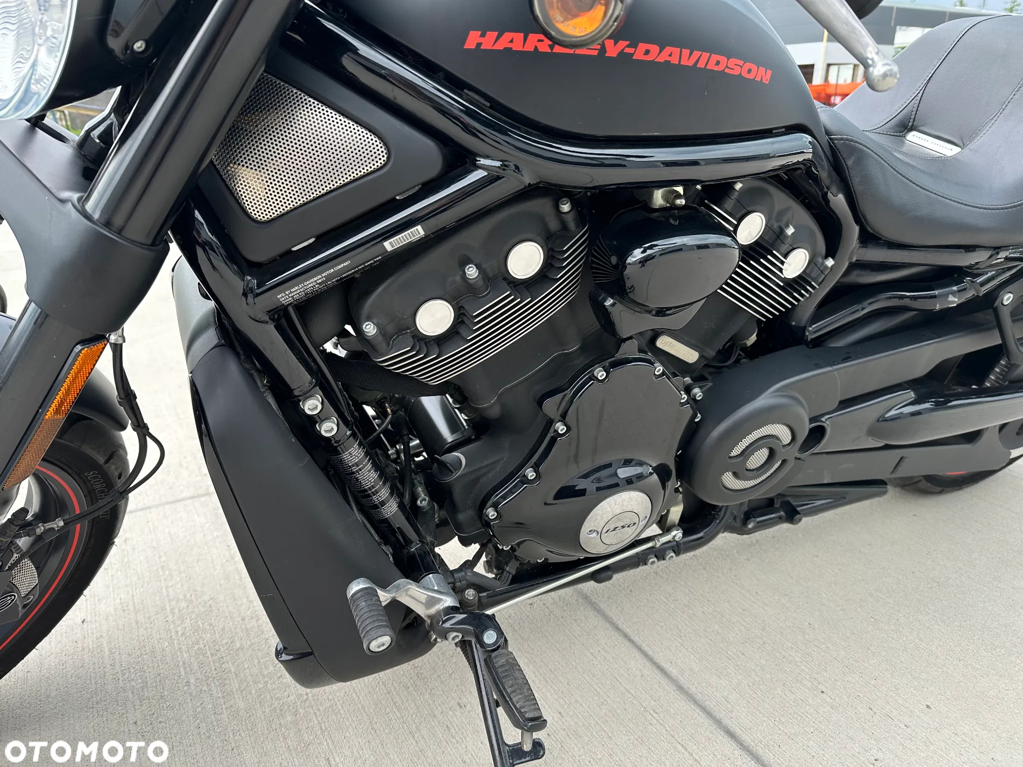 Harley-Davidson V-Rod Night Rod - 13