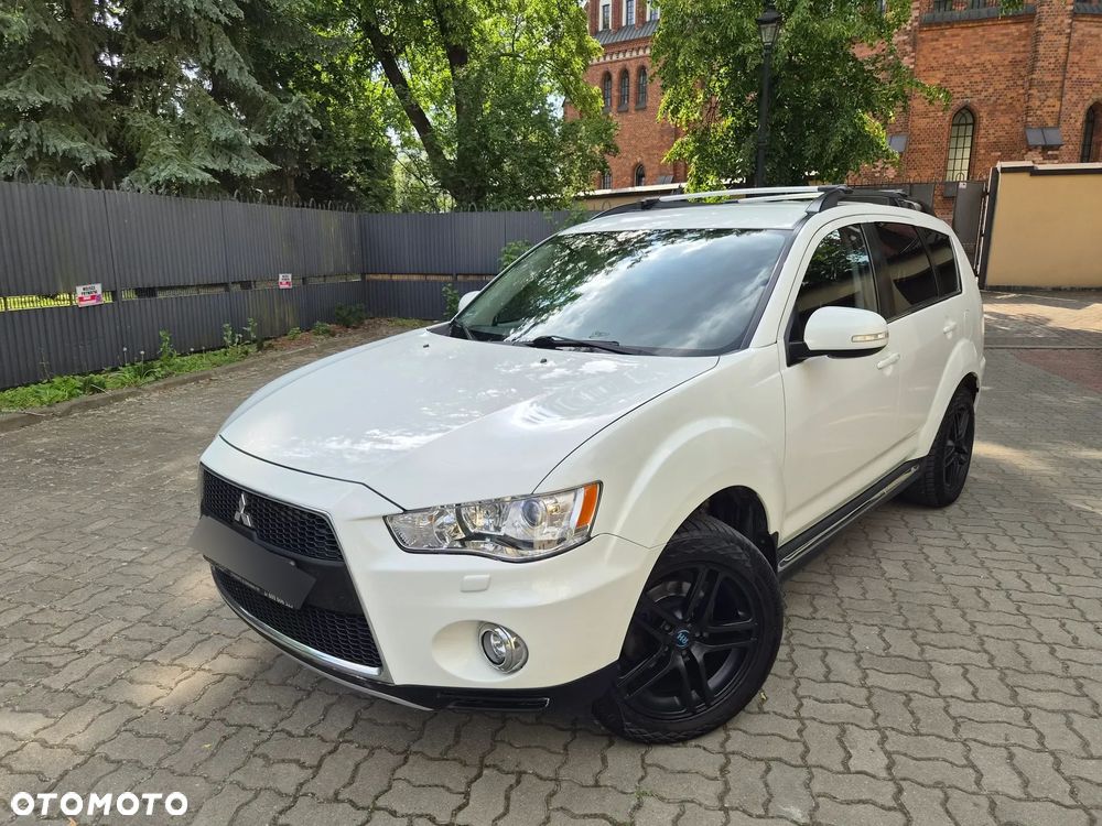 Mitsubishi Outlander 2.2 DI-D 4WD TC-SST Intense - 3