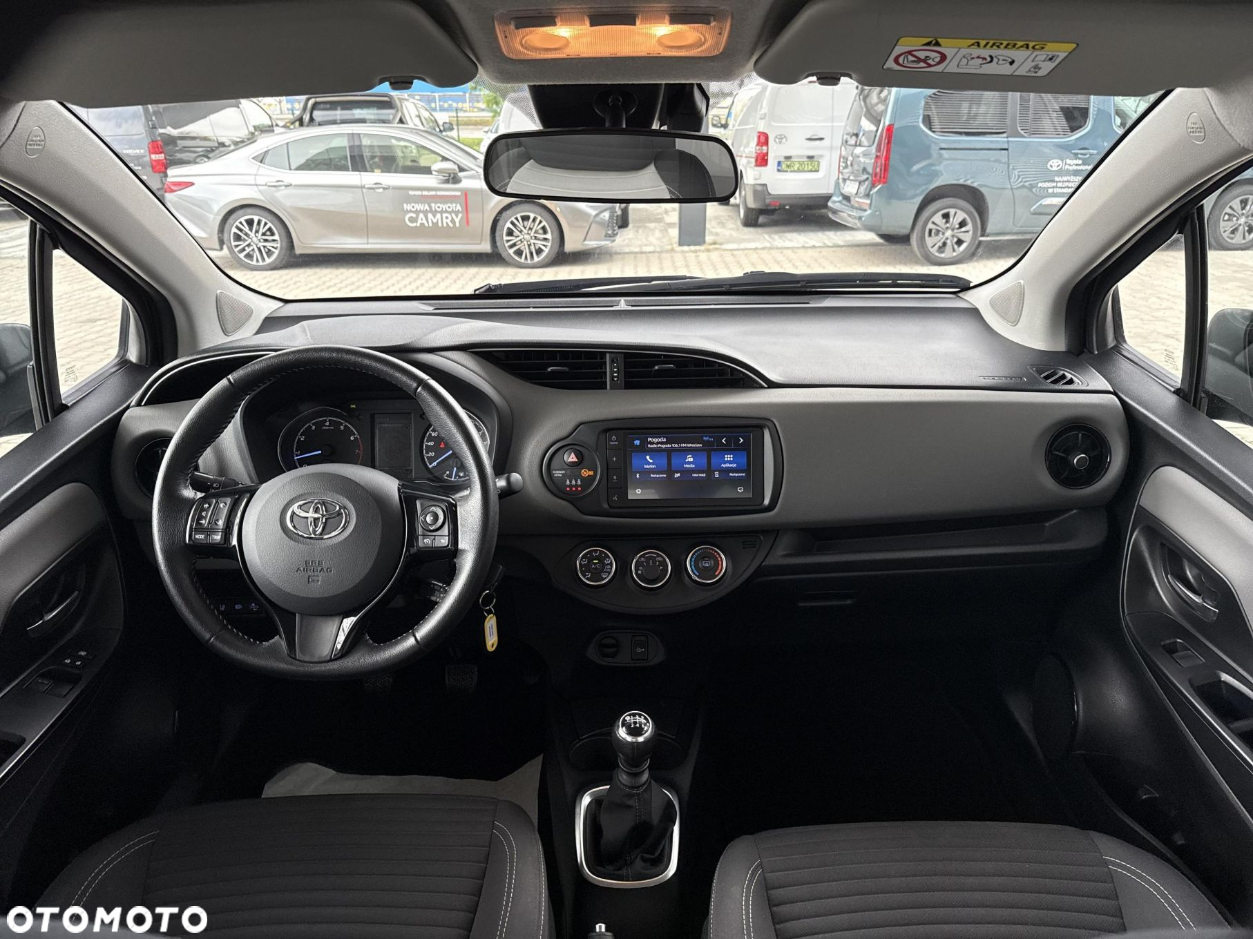 Toyota Yaris - 11