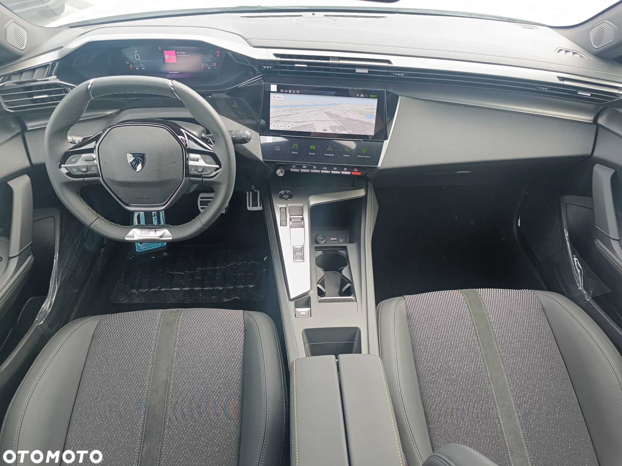 Peugeot 408 - 28