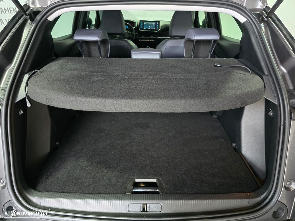 Peugeot 2008 1.2 PureTech Allure - 22