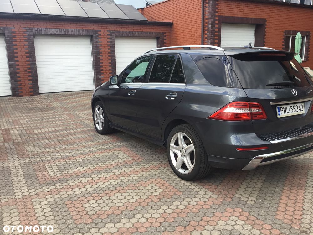 Mercedes-Benz ML 350 BlueTec 4-Matic - 5