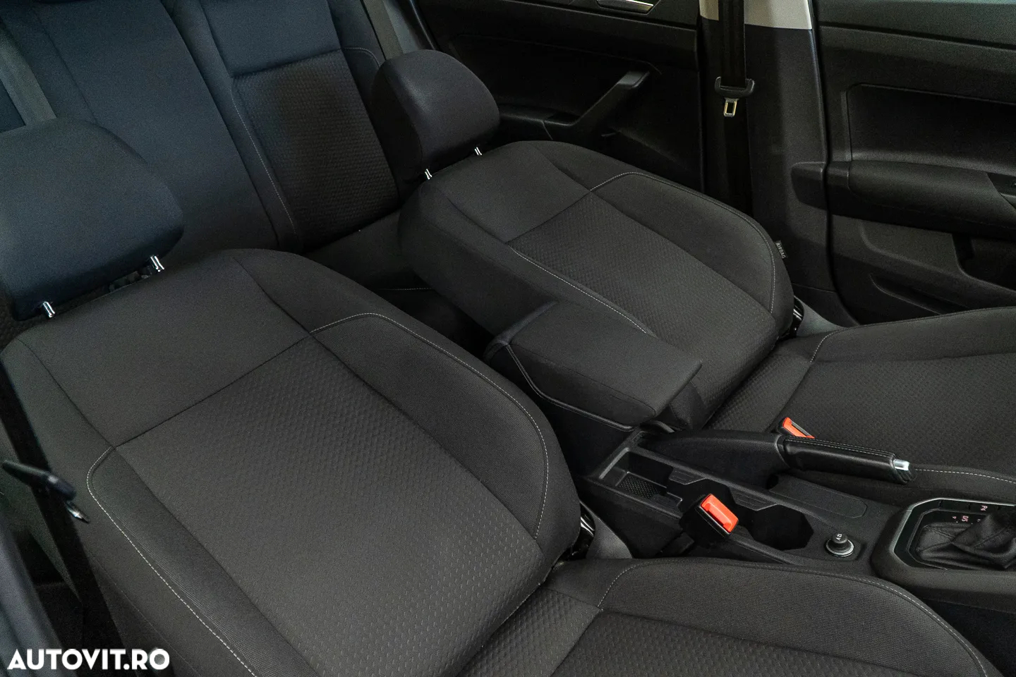 Volkswagen Polo 1.0 TSI DSG Comfortline - 39