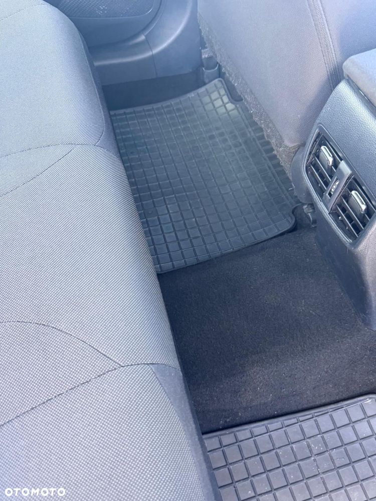 Toyota Corolla 1.8 Hybrid Comfort - 7