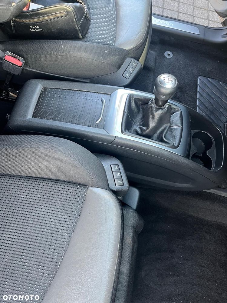 Citroën C4 Picasso e-HDi 115 Exclusive - 23