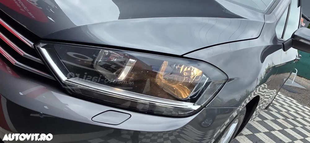 Volkswagen Golf - 18