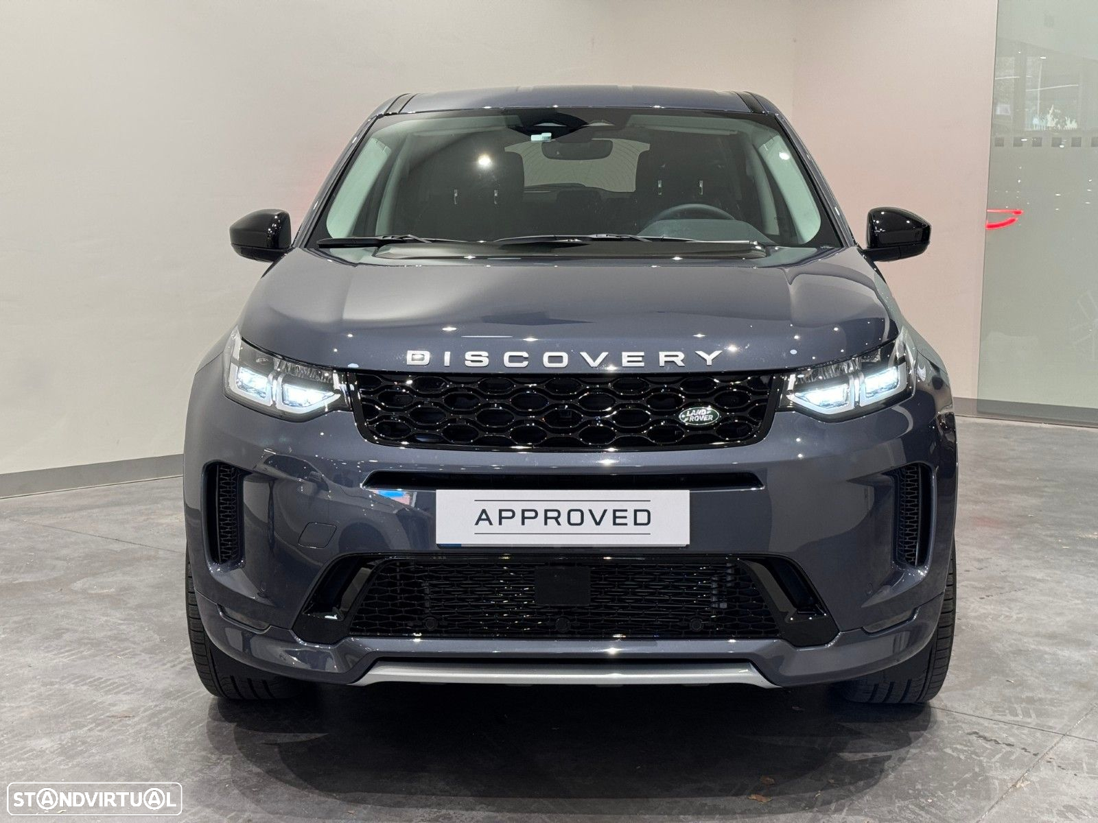 Land Rover Discovery Sport - 11