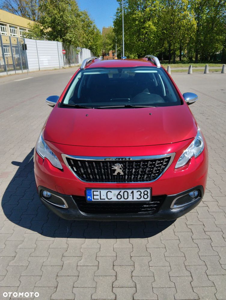 Peugeot 2008 1.2 Pure Tech Style S&S - 11
