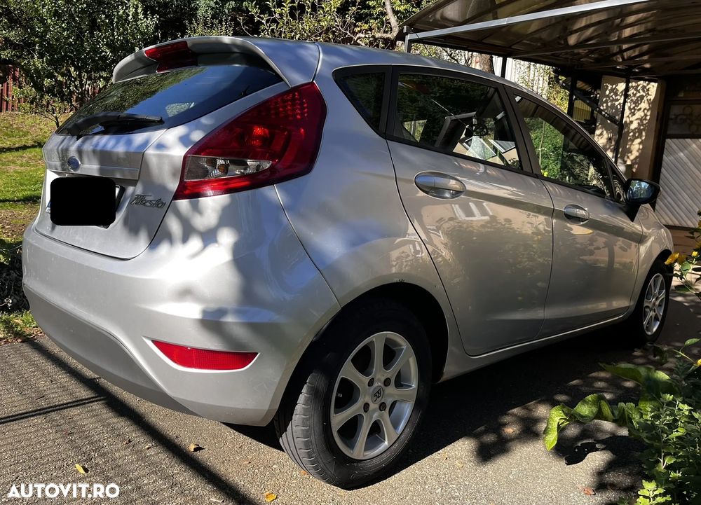 Ford Fiesta - 5