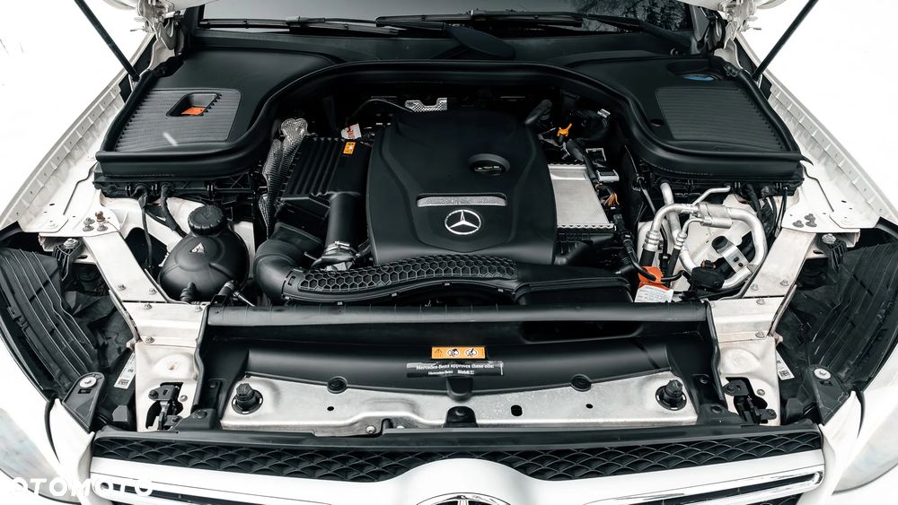 Mercedes-Benz GLC - 13