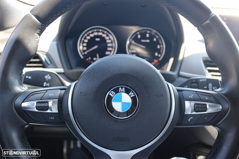 BMW X2 16 d sDrive Auto Pack 50 anos M - 31