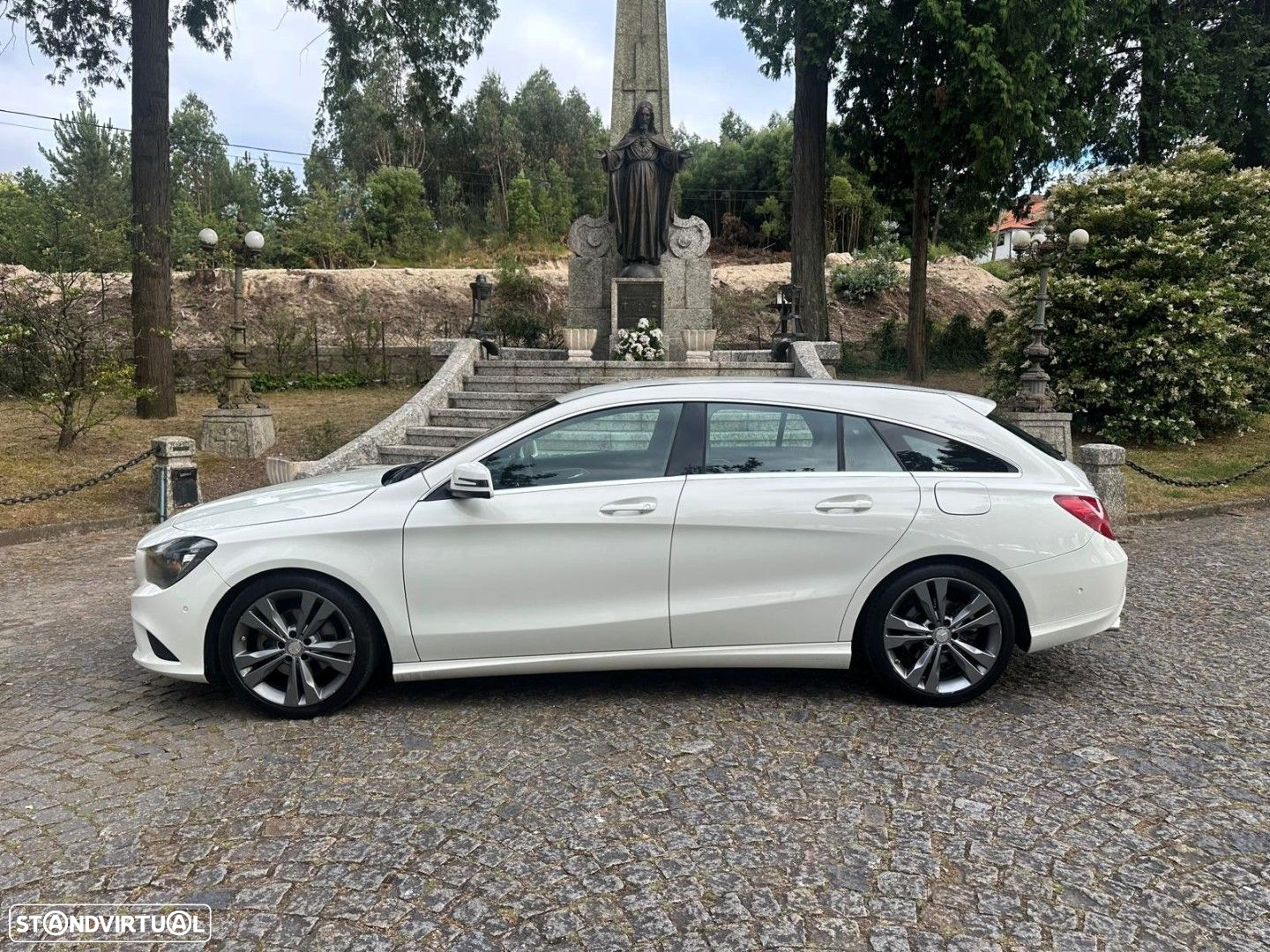 Mercedes-Benz CLA 180 d Shooting Brake Urban - 27