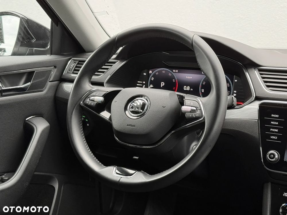 Skoda Superb 1.5 TSI Ambition DSG - 16