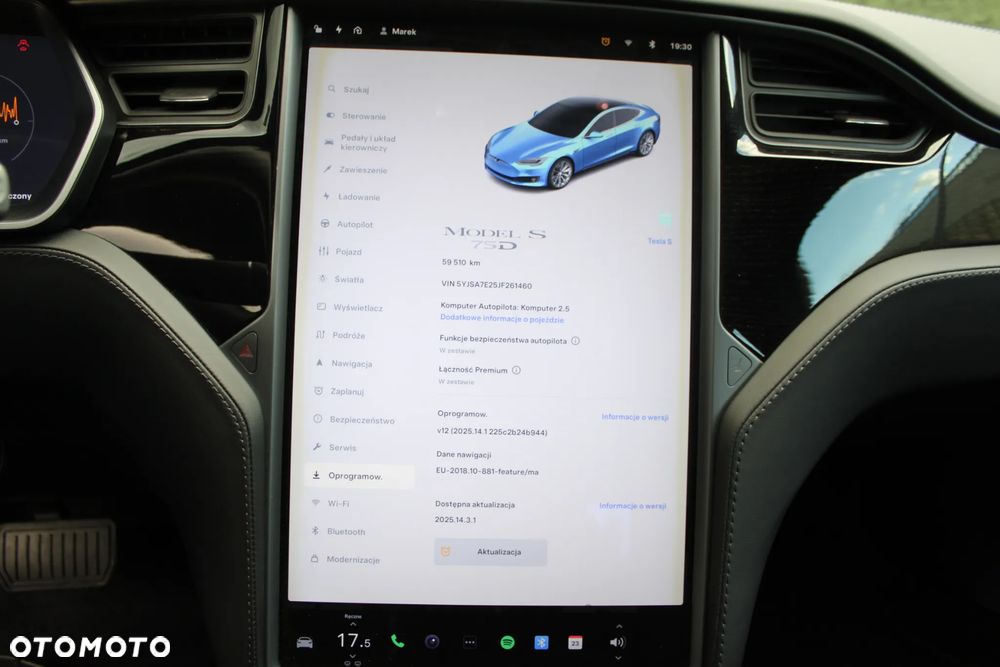 Tesla Model S - 7