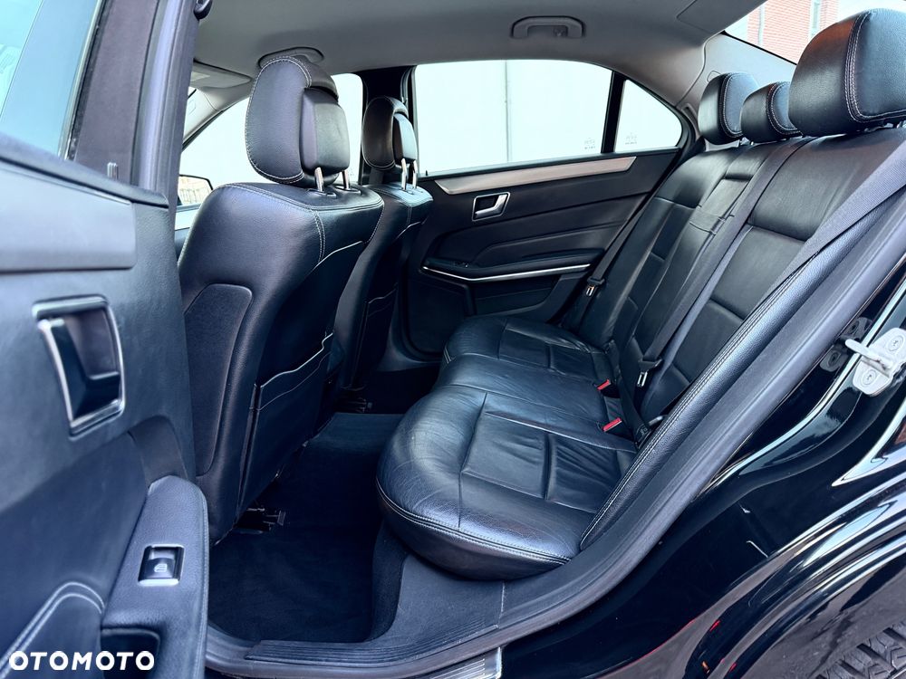 Mercedes-Benz Klasa E 220 BlueTEC 9G-TRONIC Avantgarde - 28