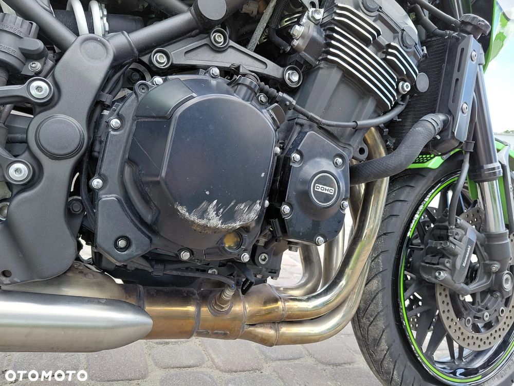 Kawasaki Z 900 RS - 18