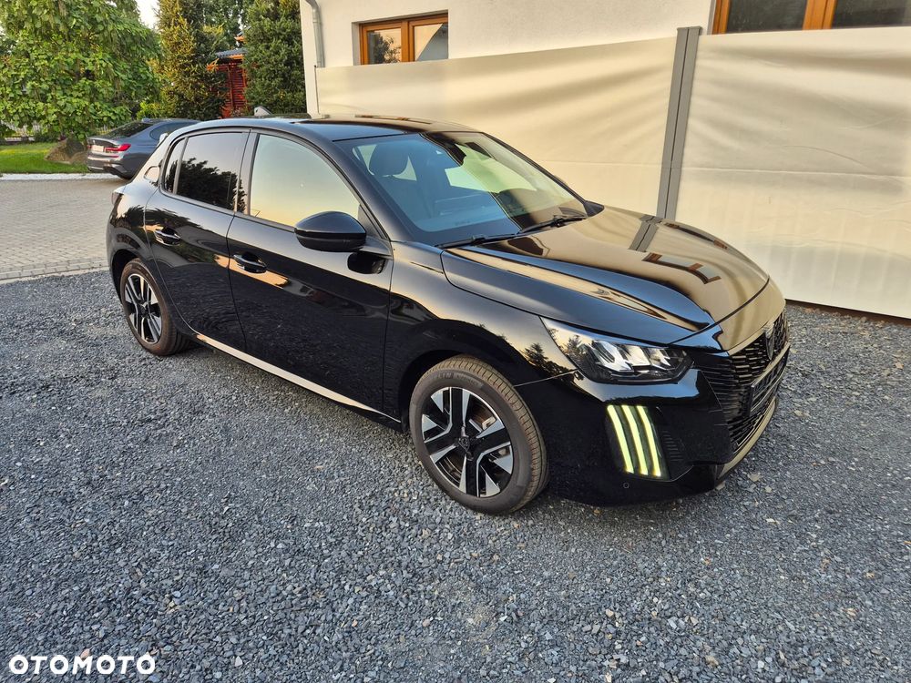 Peugeot 208 TURBO 100 Allure - 9