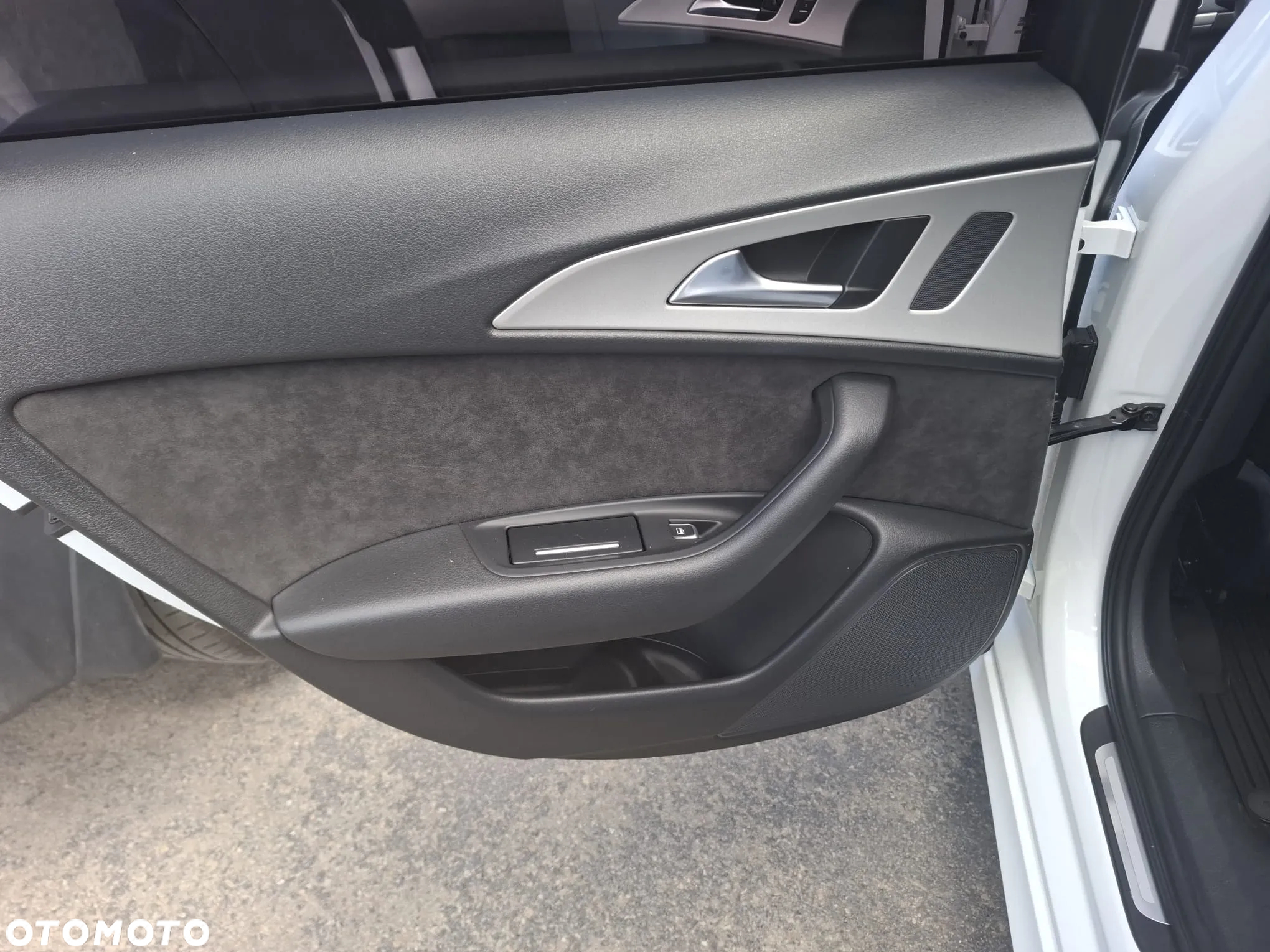Audi A6 2.0 TDI ultra S tronic - 14