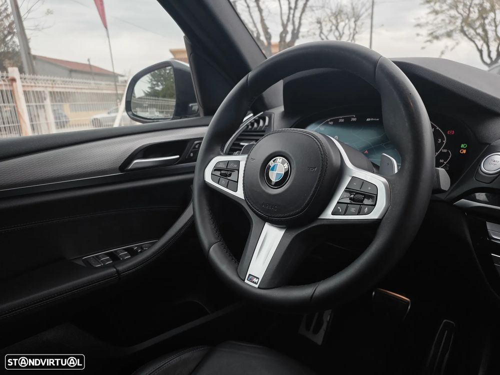 BMW X3 30 e xDrive Pack M - 18