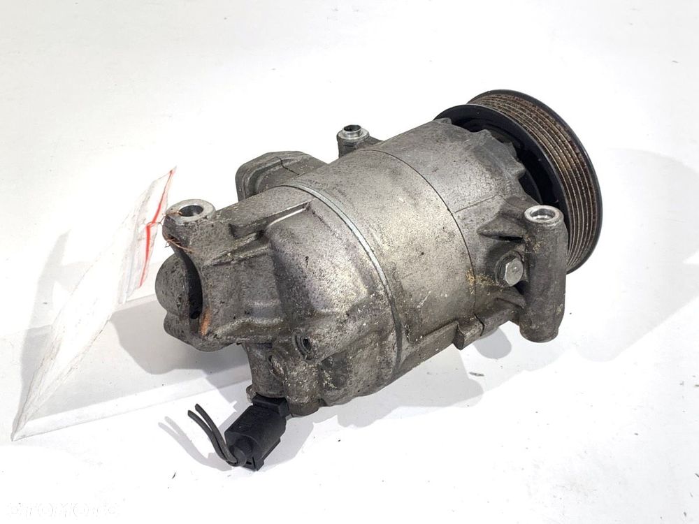 SPRĘŻARKA KLIMATYZACJI  VW PASSAT B7 Variant (365) 2010 - 2015 2.0 TDI 100 kW [136 KM] olej - 2