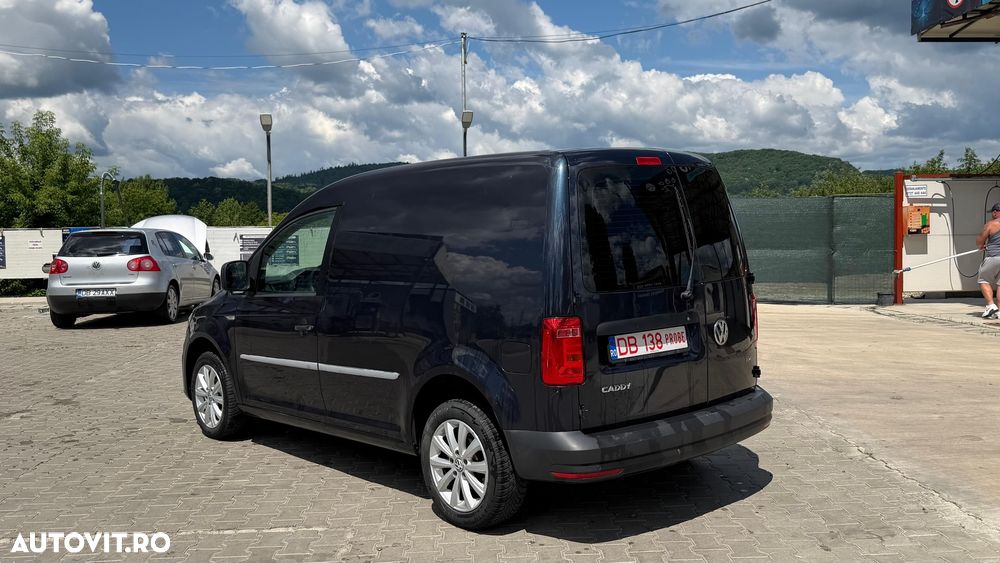 Volkswagen Caddy - 9