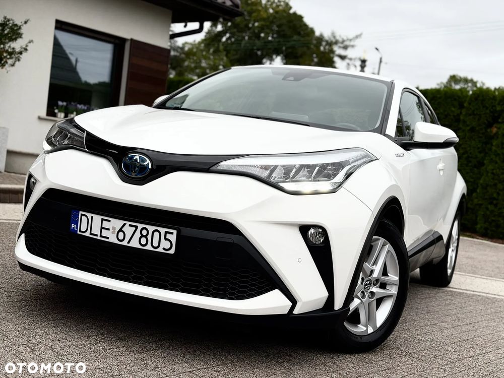 Toyota C-Hr 2020 photo 2