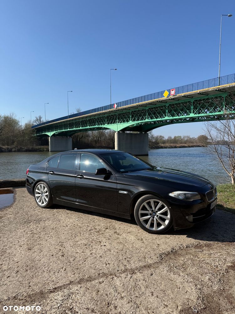 BMW Seria 5 530d xDrive - 2