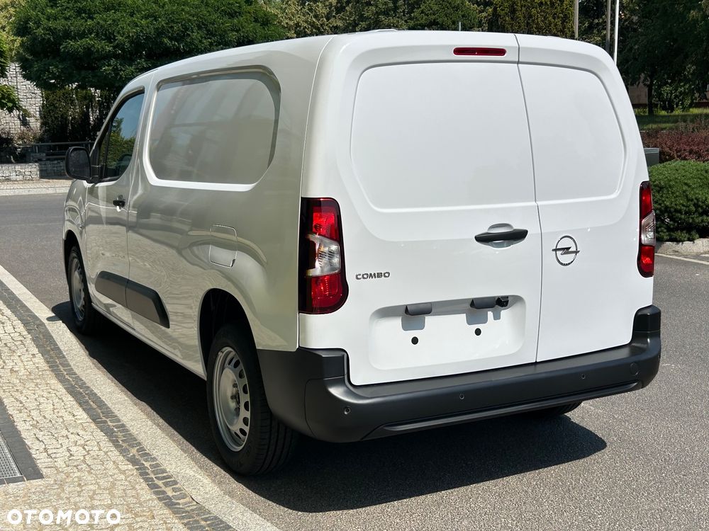 Opel Combo Cargo XL - 7
