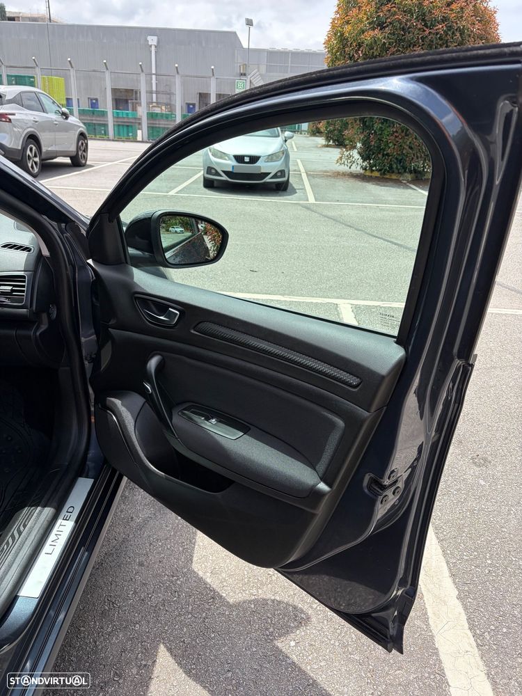 Renault Mégane Sport Tourer 1.5 dCi Limited - 27