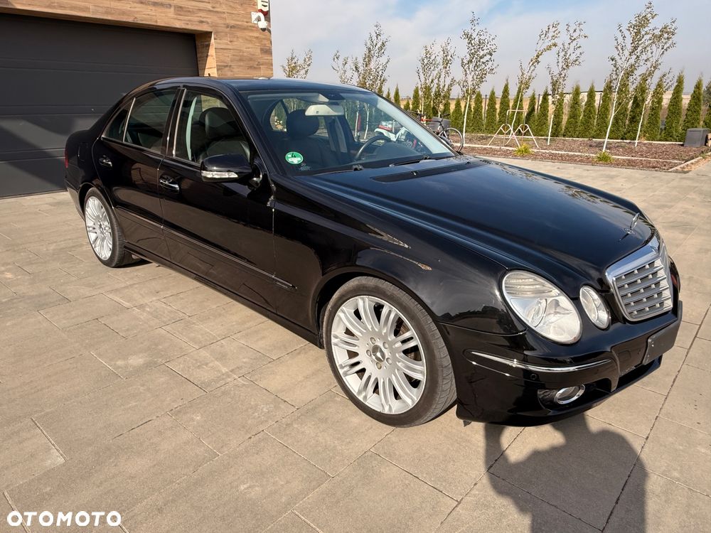 Mercedes-Benz Klasa E 230 7G-TRONIC Elegance - 2