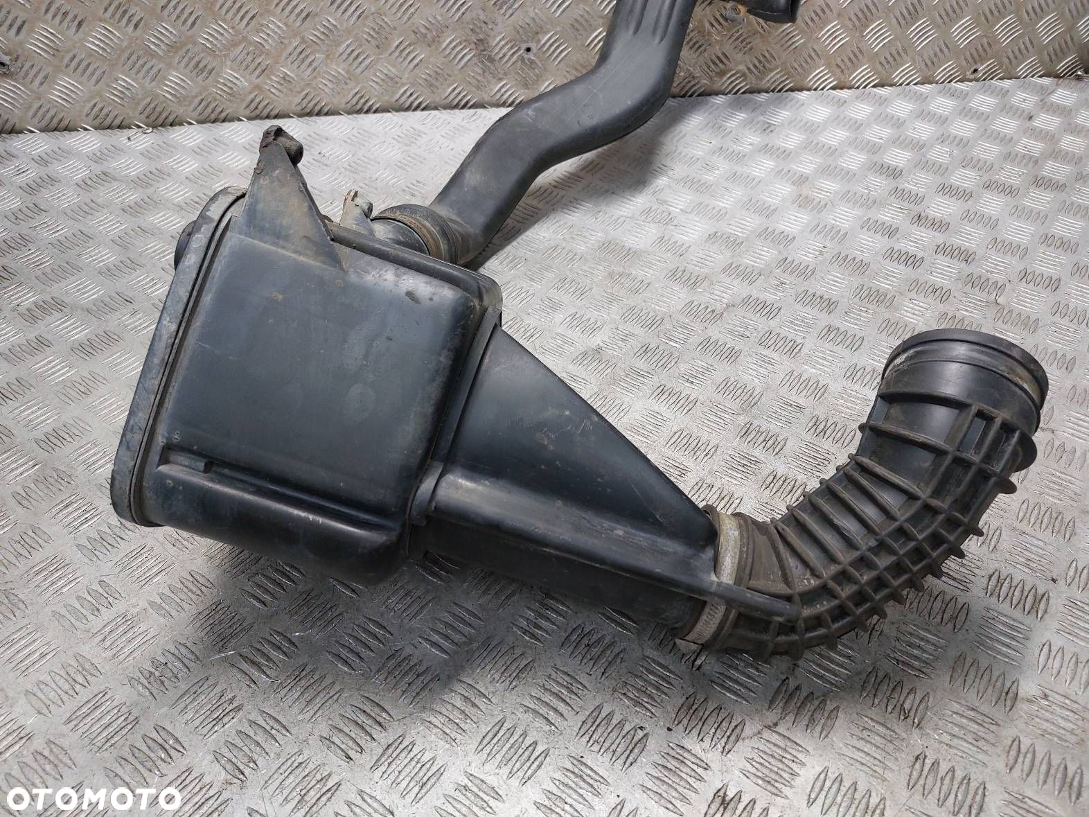 OBUDOWA FILTRA POWIETRZA + RURA DOLOT SAAB 9-5 I 2.0 T 4572483 4670469 - 3