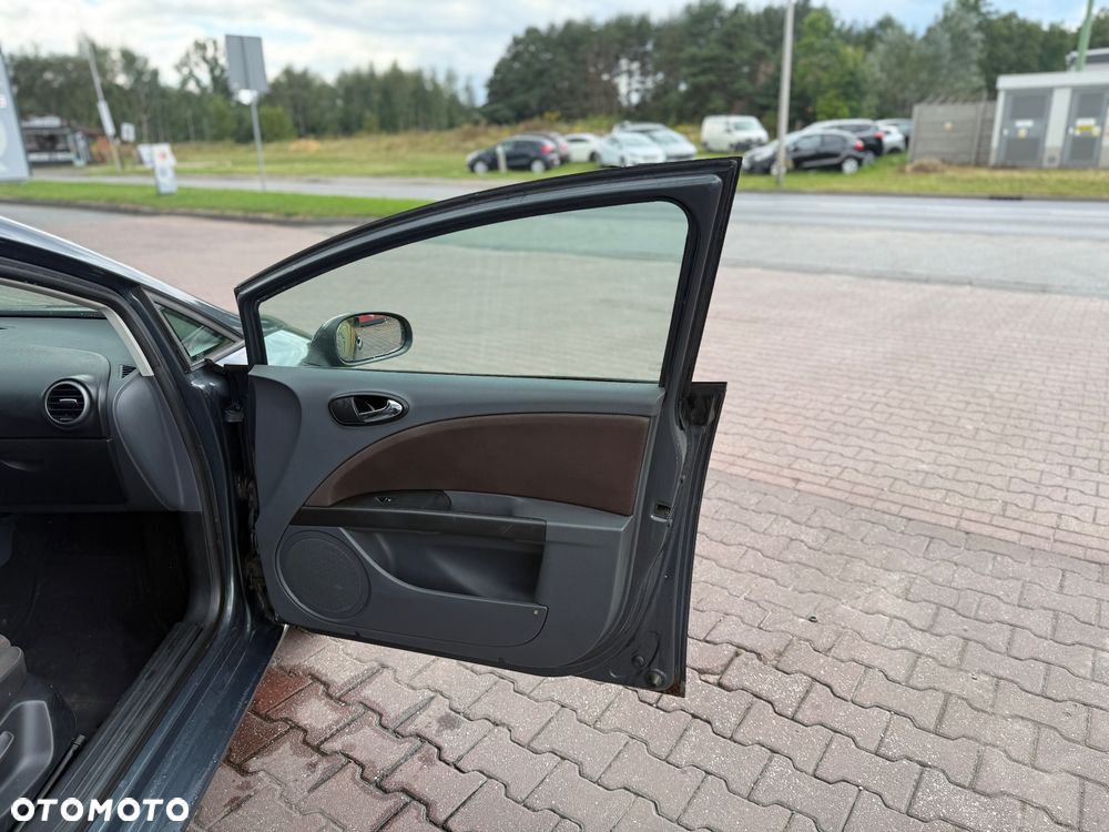 Seat Leon 2.0 TDI DPF Style - 16