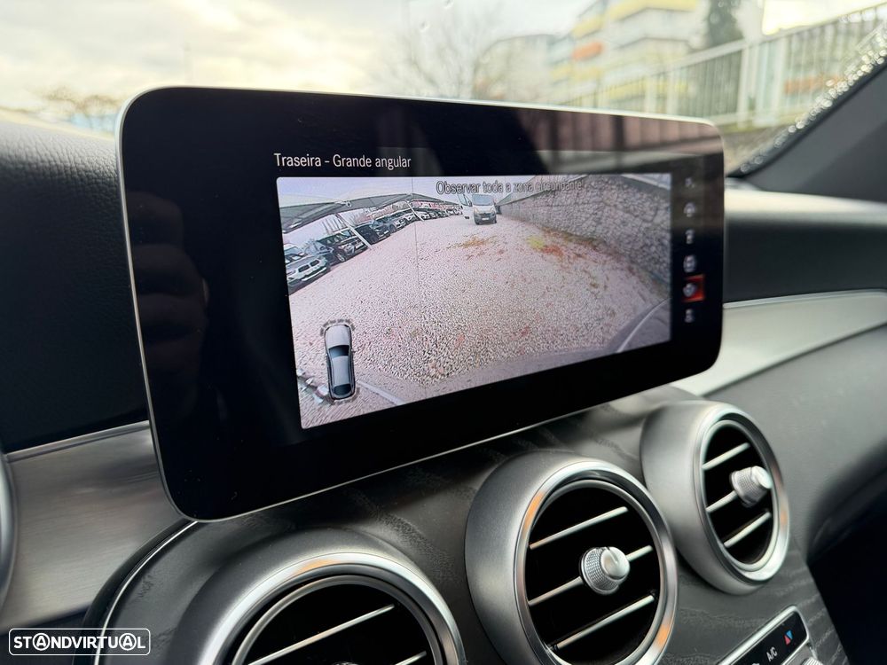 Mercedes-Benz GLC 300 de Coupé 4Matic - 21