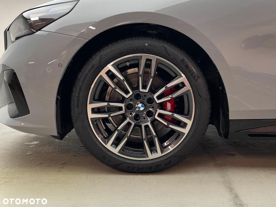BMW Seria 5 520d xDrive mHEV M Sport - 15