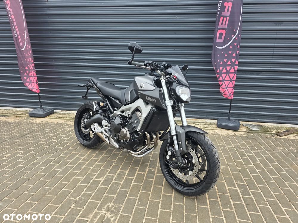 Yamaha MT - 33