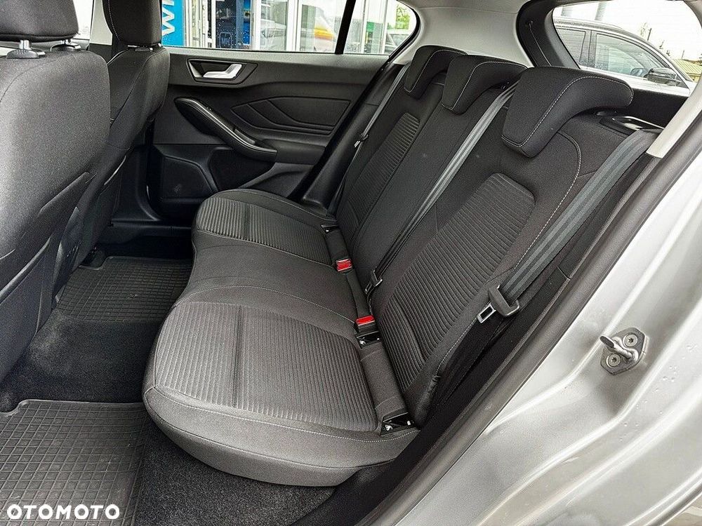 Ford Focus 1.0 EcoBoost Titanium - 13