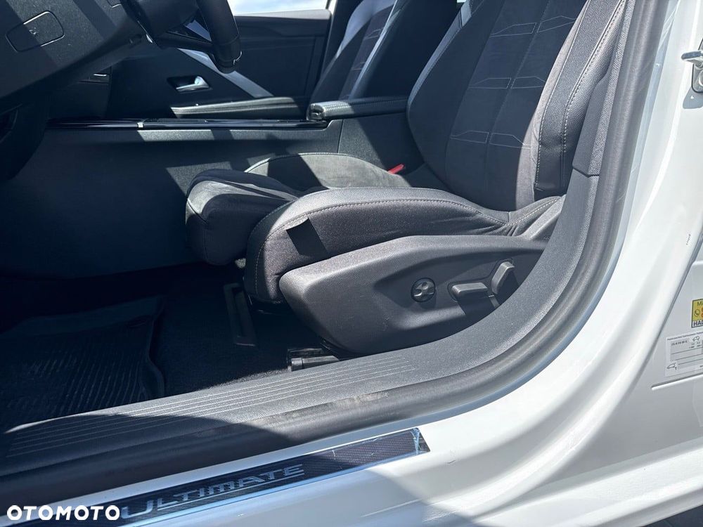 Opel Astra 54kWh GS First Edition - 25