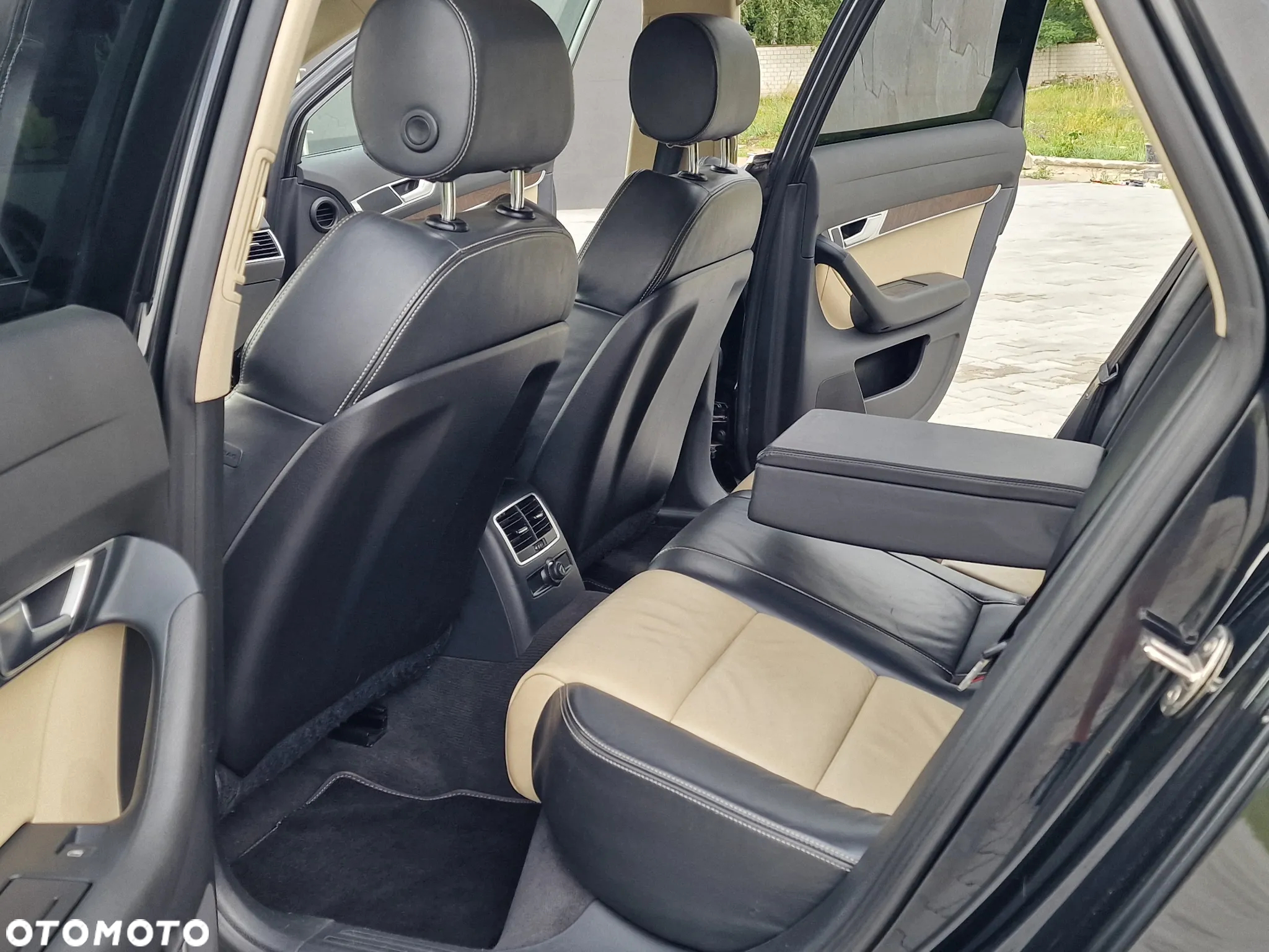 Audi A6 Avant 2.7 TDI DPF quattro tiptronic - 13