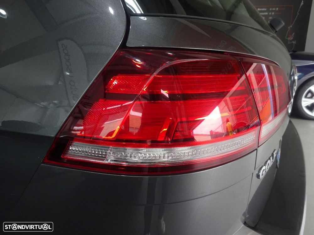 VW Golf Variant 1.6 TDi Confortline - 32