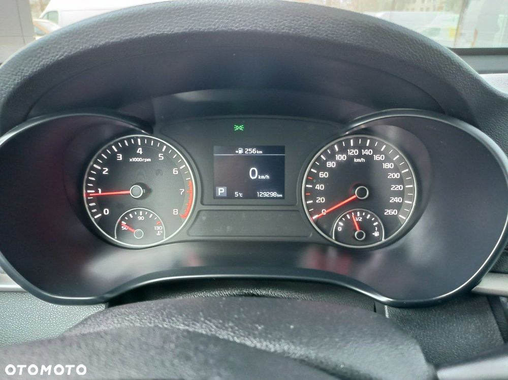 Kia Optima - 11