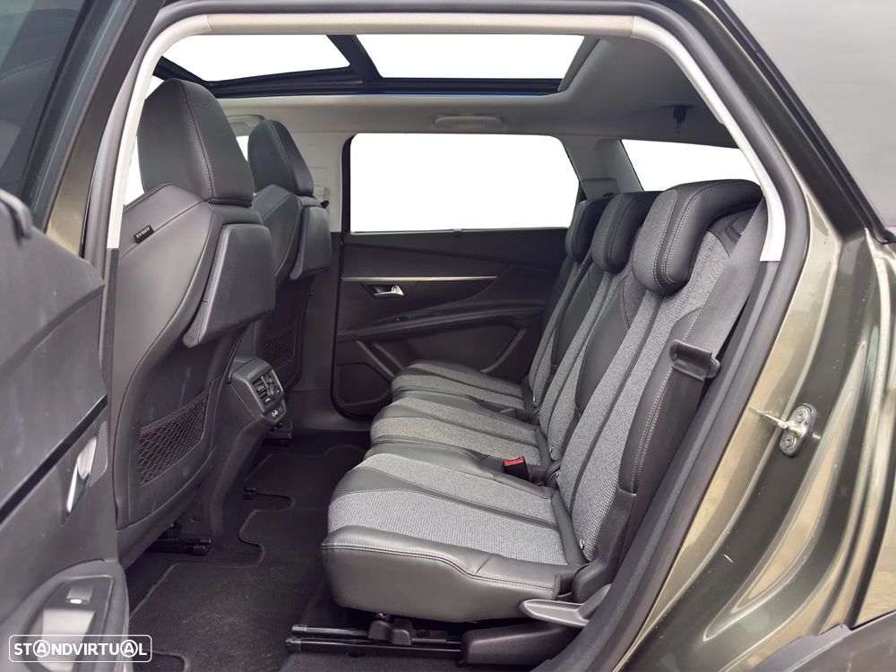 Peugeot 5008 1.2 PureTech Allure EAT6 - 12