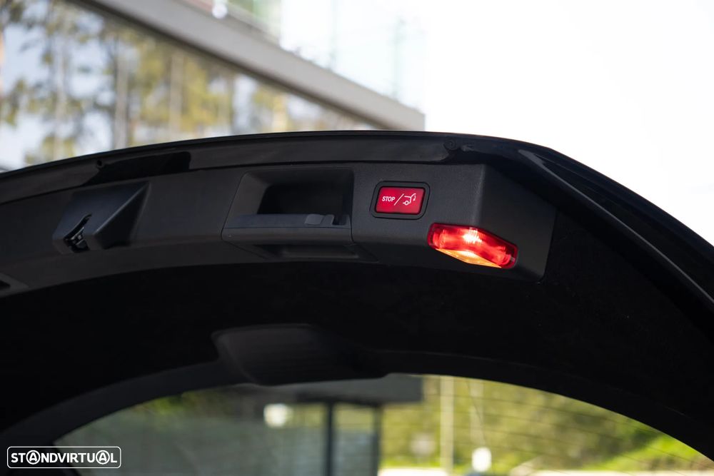 Mercedes-Benz C 220 Station CDI DPF (BlueEFFICIENCY) Avantgarde - 14