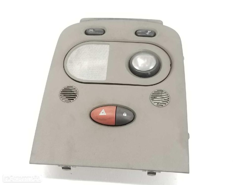 LUZ INTERIOR RENAULT MASTER III FURGÓN - 1