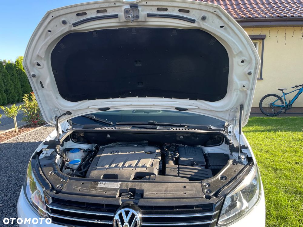 Volkswagen Touran 2.0 TDI DPF Highline Perfectline DSG - 8