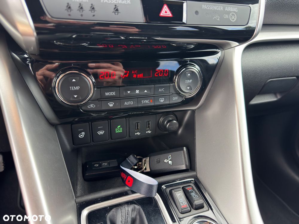 Mitsubishi Eclipse Cross - 36