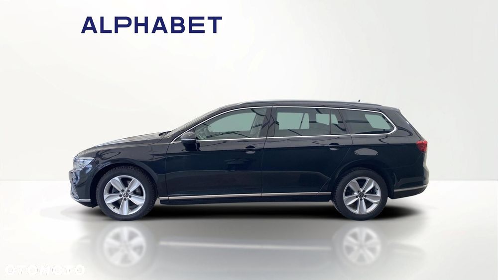 Volkswagen Passat - 2