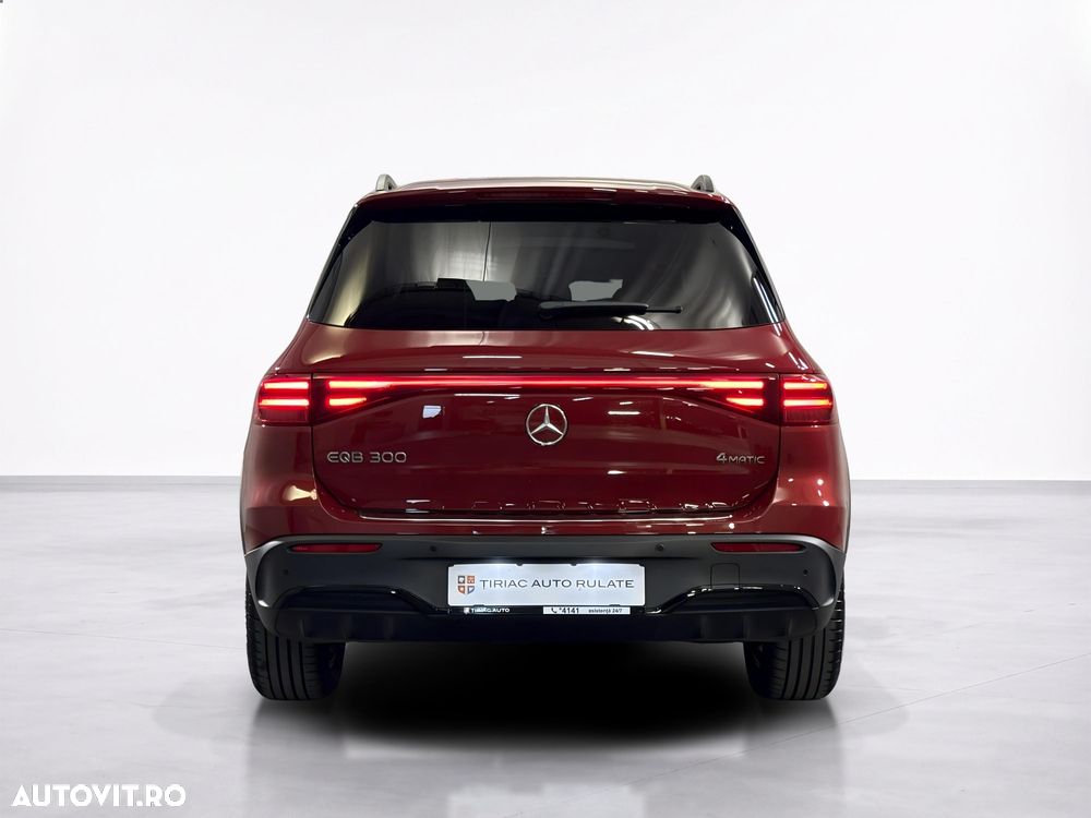 Mercedes-Benz EQB - 5