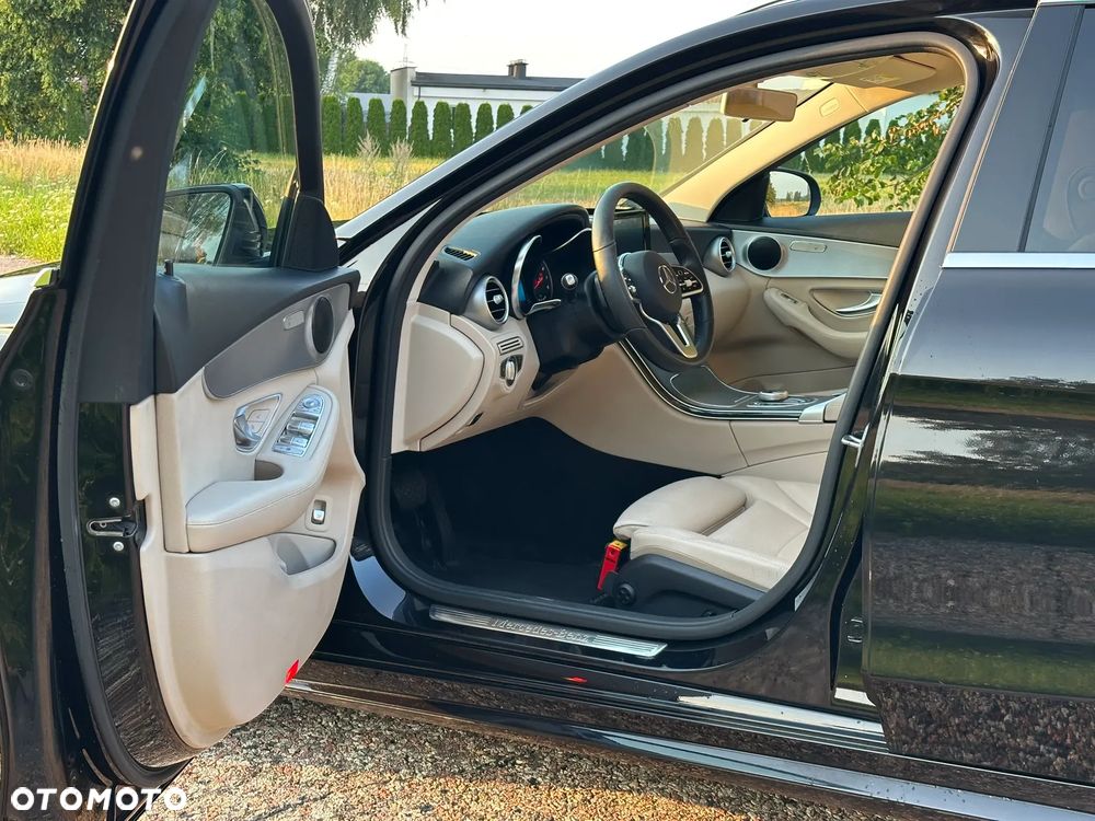 Mercedes-Benz Klasa C 200 4MATIC 9G-TRONIC - 11