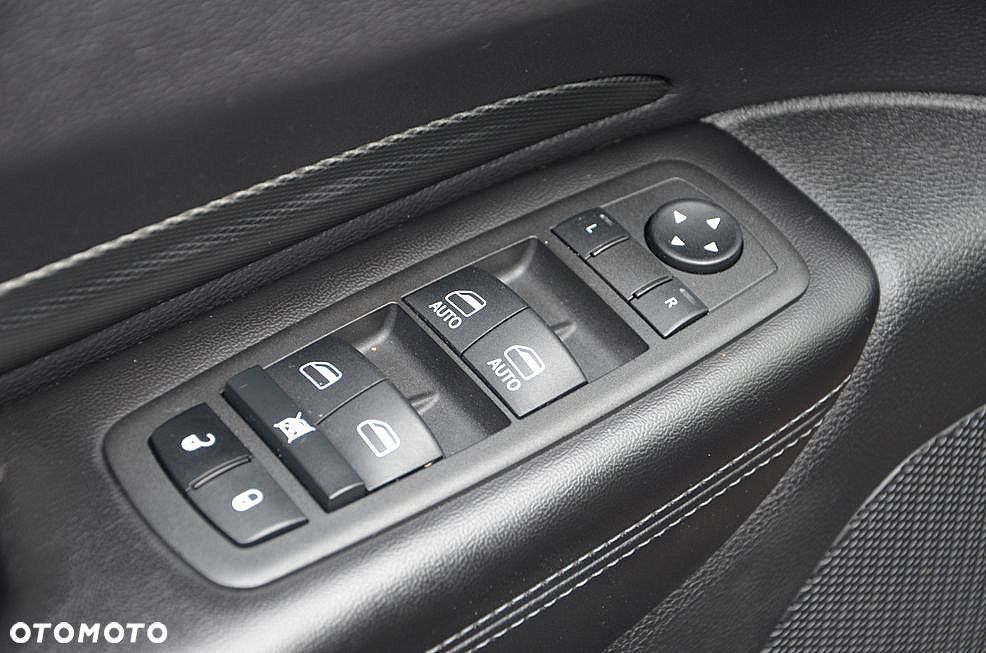 Dodge Durango 3,6 Limited - 23